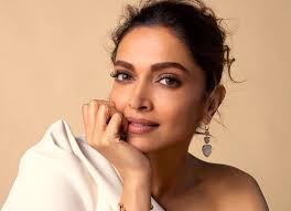 Happy phirr bhag jayegi начал(а) читать. The International Movie Filmymeet