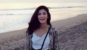 Maybe you would like to learn more about one of these? Foto Gaya Ootd Naysila Mirdad Dengan Busana Putih Tampil Stylish Hot Liputan6 Com
