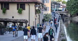 La partita sulla riapertura dei navigli non è ancora chiusa. Coronavirus Polemiche Per I Navigli Affollati Ultimatum Di Sala O Si Cambia O Li Chiudo Galli La Situazione A Milano E Una Bomba Il Fatto Quotidiano