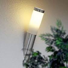Nella nostra gamma di luci da giardino a led troverete luci led da pavimento, lampade da parete a led e lampioni solari; Philips Massive Utrecht 19070147 Lampada Da Esterno Parete