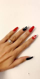 Acrylic nail designs can be created with a blend of matte black and shiny silver. Pin On Nail Designs Gallery