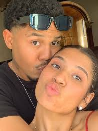 Amanda Thalia (@amanda_thalia_) • Instagram photos and videos