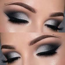 Black And Silver Eye Makeup 61 Insanely Beautiful Makeup Ideas For Prom Stayglam Black And Silver Eye Makeup Silver Eye Makeup Black Eye Makeup