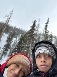 WE DID IT, and you all helped us! Not just the new group members tagged in  this post, but all TWO HUNDRED AND FIFTY THOUSAND OF YOU!!! We just broke  the 250k