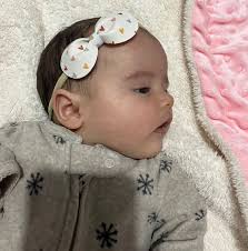 Preciosa con turbante flor rosado 🌸