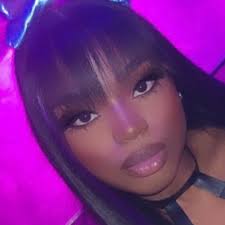 Caprice Wiley (@_capricewiley)