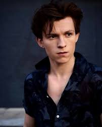 Pin By Hannah Dickey On Tom Holland Tom Holland Imagines Tom Holland Spiderman Tom Holland