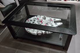 Exposer Son Millennium Falcon Lego Star Wars Hellobricks Vitrine Lego Salle De Star Wars Decoration Star Wars