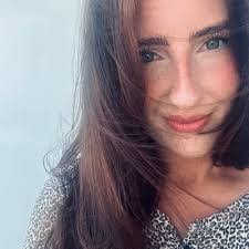 Emily Longman's Instagram, Twitter & Facebook