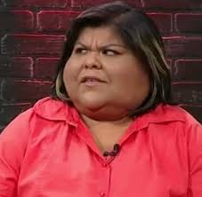 WhatsAppCatólico con mi comadre Maru Chan Wang Ona