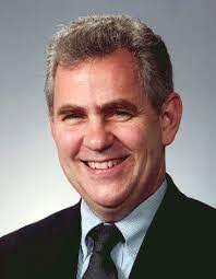 Heidi Lofquist's Instagram, Twitter & Facebook