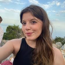 Valerie Borjon's Instagram, Twitter & Facebook