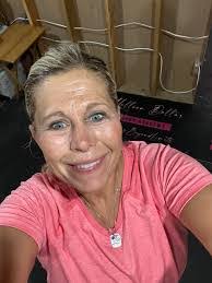 Colleen Fleming's Instagram, Twitter & Facebook