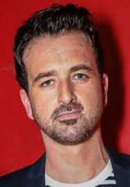 Czarne lustro (2011) pełna obsada