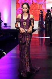 Khususnya yang paham tentang dunia fashion untuk itu. Anne Avantie Model Pakaian Model Pakaian Asia Gaun Formal Panjang