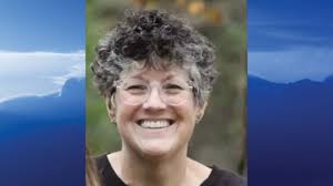 Julie Runge's Instagram, Twitter & Facebook