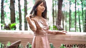 See Jasminej9966 Kneel Down And Serve The Floor With Her Favourite Versace  Items - XXXBP