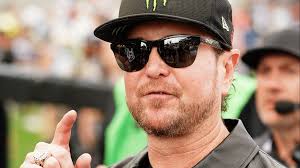 Warning!": Kurt Busch's Heartfelt Post With Girlfriend Lyda Moore Wins Over  NASCAR Fans