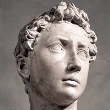 Con qué dignidad y grandeza se alza la escultura de san jorge sobre su pedestal. St George Detail 1416 By Donatello 1386 1466 Italy Reproductions Donatello Artsdot Com