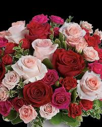 Buchetul de lalele mov poate fi. Pin By Moise Ioana On Ygsn Beautiful Flowers Sympathy Flowers Beautiful Flower Designs