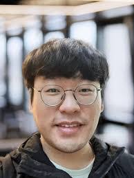 Matt Hong's Instagram, Twitter & Facebook