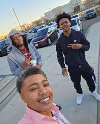 Andre Applewhite's Instagram, Twitter & Facebook