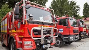 Από χθες και μέχρι το πρωί πάνω από 200 ουκρανοί και ρουμάνοι πυροσβέστες, που έφτασαν σε βοήθεια με το δικό τους εξοπλισμό, έδωσαν μία πραγματική μάχη στα χωριά τρούπι, καλύβια, και. Y3nccd9lt 7w1m