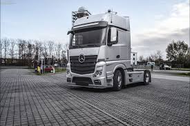 Render Mercedes Benz Actros Mp4 By Alang7 Mercedes Benz Mercedes Benz