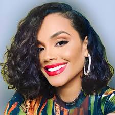 Ariel Mitchell (@arielesq305) • Instagram photos and videos