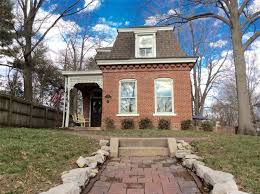 A Mansard Roofed Cottage That Is So Cute And Quaint Belleville Il 62220 Old Houses For Sale Belleville Cottage