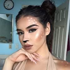 there's so many pretty girls im not friends with, how tragic