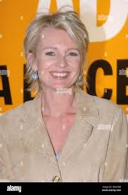 La présentatrice française Sophie Davant assiste à la 10e cérémonie de  remise des prix « Lauriers de la radio et de la télévision », qui s'est  tenue au Sénat à Paris, en