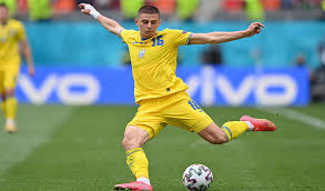 Зріст 180 см, вага 71 кг. Mikolenko Ne Skazhu Chto Kamen S Plech U Nas Upal Poskolku Vse Hotyat Pobedit I V Sleduyushem Matche Evro 2020