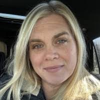 Tracy Frank's Instagram, Twitter & Facebook