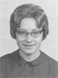 Congratulations! The founder of the German Language School Naperville  Angela Jöstlein has been awarded the German American Friendship Award.  Consul General Mössinger said: "We honor today the lifetime achievement of  Angela Jöstlein