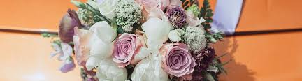 On all orders over £100. Wedding Flowers Wedding Florist Dunstable Bedfordshire Call Us For A Consultation On 01525 221920