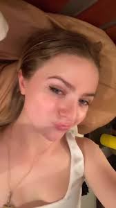 Nadine Clements (@nadineclements)