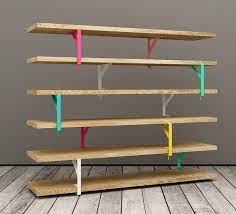 ikea hack kleurrijke boekenplank van slechts 2 onderdelen roomed doe het zelf meubels ikea ikea hack