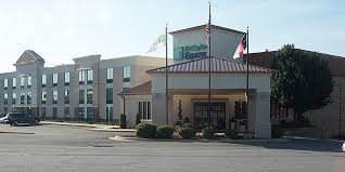 Www.huntersville.iamlimu.com hi robert here, if you are considering shopping at sofa mart in charlotte nc stop! Holiday Inn Express Hickory Hickory Mart Hotel By Ihg