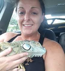 Jackie Labarge's Instagram, Twitter & Facebook