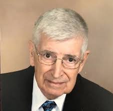 Lance Abrams's Instagram, Twitter & Facebook