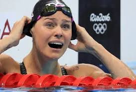 Nadadora danesa Pernille Blume gana oro en 50 mts libres en Olímpicos