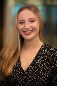 Mia Singleton's Instagram, Twitter & Facebook