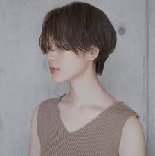 40代のショートヘアスタイル 髪型 面長 丸顔 パーマ lala magazine ララマガジン アジア人 ショートヘア 髪型 40代 ショートヘア