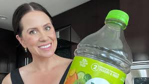 Amazon.com : V8 Bloody Mary Mix, Vegetable Juice for Bloody Mary Cocktails,  46 FL OZ Bottle (Pack of 6) : Grocery & Gourmet Food