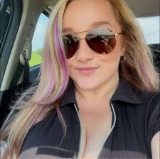 Albert Almora and his wife came to visit Luries hospital today! Dad waited  patiently so that he was able to get Gabby's Cubs hat signed! 💙❤️  #GoPinkForGabby #GoCubsGo