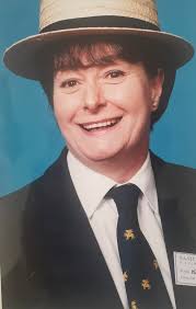 Taking a moment to pause and think of our former GM at FOX 4 News Kathy  Saunders and her family who is having to figure out life without her. Kathy  retired several