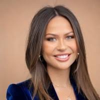 70+ "Elise Lee" profiles