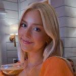 Anna Thiede's Instagram, Twitter & Facebook