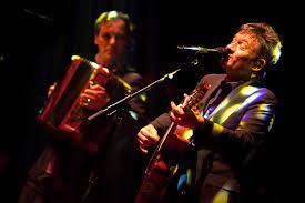 De ticketverkoop start op zaterdag 12 juni. Recensie Review Bart Peeters De Ideale Man Tour Ancienne Belgique Brussel
